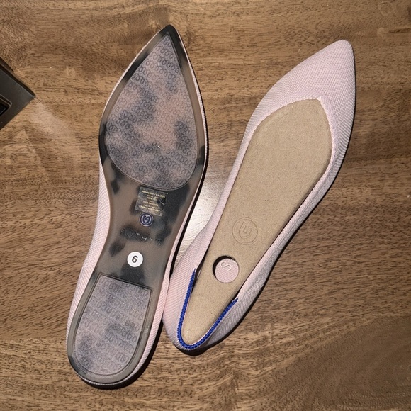 Rothy’s Blush Pink with Tortoise Flats (Rare • Retired color) - Picture 4 of 5